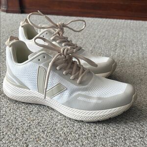 Veja Impala Engineered-Mesh